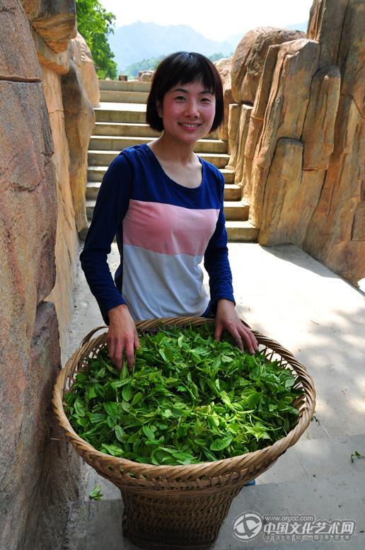 少妇卖茶