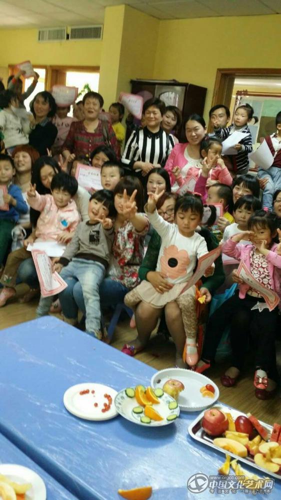 2014年5月水果DIY亲子活动！家长很棒哦！！