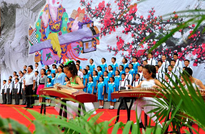 濮阳市经典诵读展演（2014）
