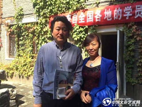 国画家王旗与著名画家张江舟先生合影