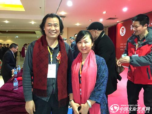 国画家王旗与著名画家薛林兴合影