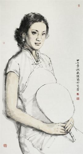 白衣执扇少女
