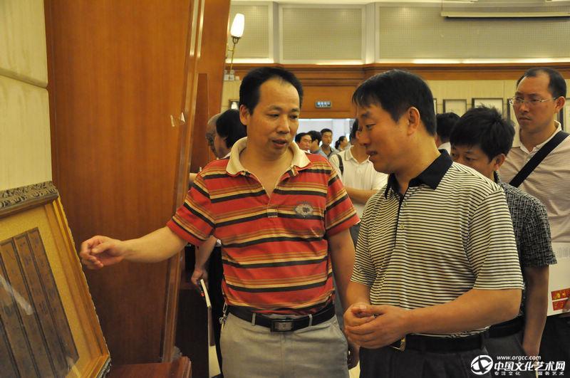 与省政协副主席张亚忠