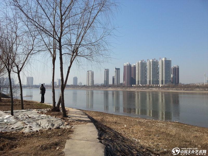 洛河边