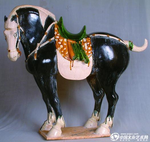 唐三彩中国马