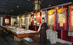 <b>四川省</b>非物质文化遗产精品主题展在北京举行