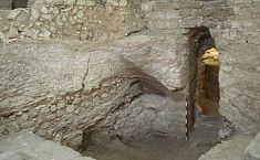 英国考古学家找到疑似<b>耶稣</b>童年住处