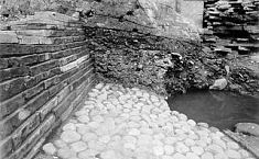 广州古城考古重大发现 宋<b>明城墙</b>遗址现身