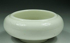 <b>白瓷</b>和骨瓷有什么区别