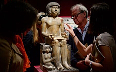 英国临时出口禁令失效 博物馆将<b>出售</b>埃及雕像