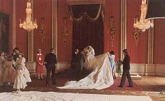 <b>黛安娜王妃</b>未曝光世纪皇室婚照将于美国拍卖