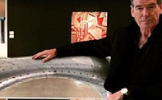 007摸的椅子卖出天价 Instagram成拍卖<b>神器</b>？