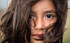 流浪的童年：摄影师镜头下的<b>难民</b>孩子们
