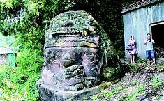 成都机场发现118处文物点 全国最大<b>石雕狮子</b>