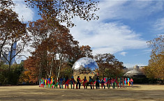 纽约世界和平艺术装置为<b>联合国</b>庆生
