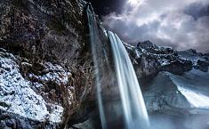 拍摄于冰岛的一组<b>仙境</b>般美丽的瀑布照片