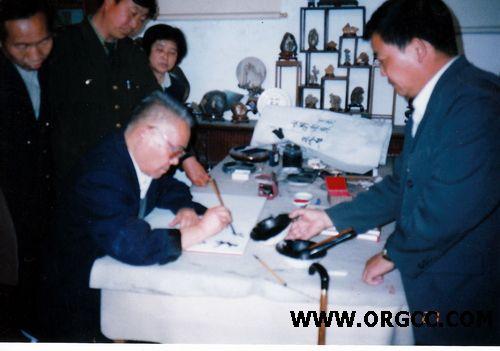 画家阳瑞祥参加活动