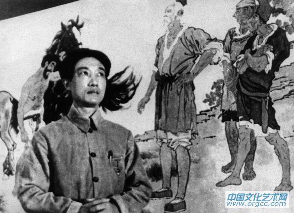 在南洋举行赈灾画展时留影
