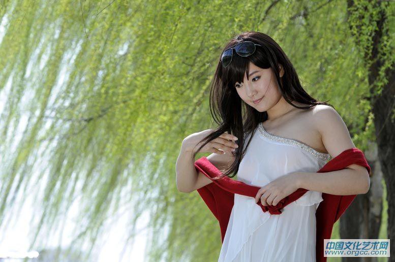 安妮.JPG