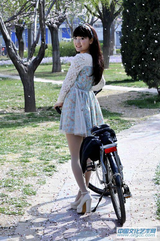 安妮.JPG