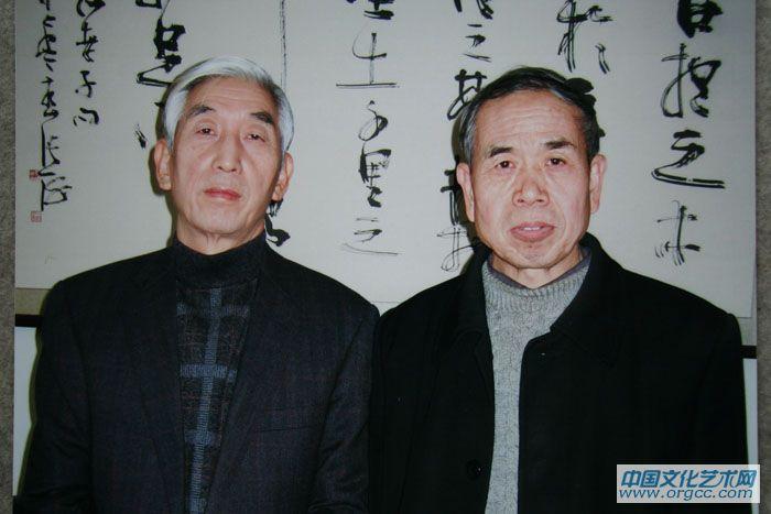 王铎书画院院长孟留山与张海主席合影