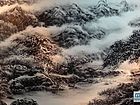 画家李颠焦墨山水作品《依山傍水人家》