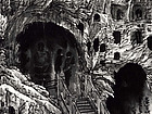 画家张国亮山水作品《龙门石窟写生系列之五》